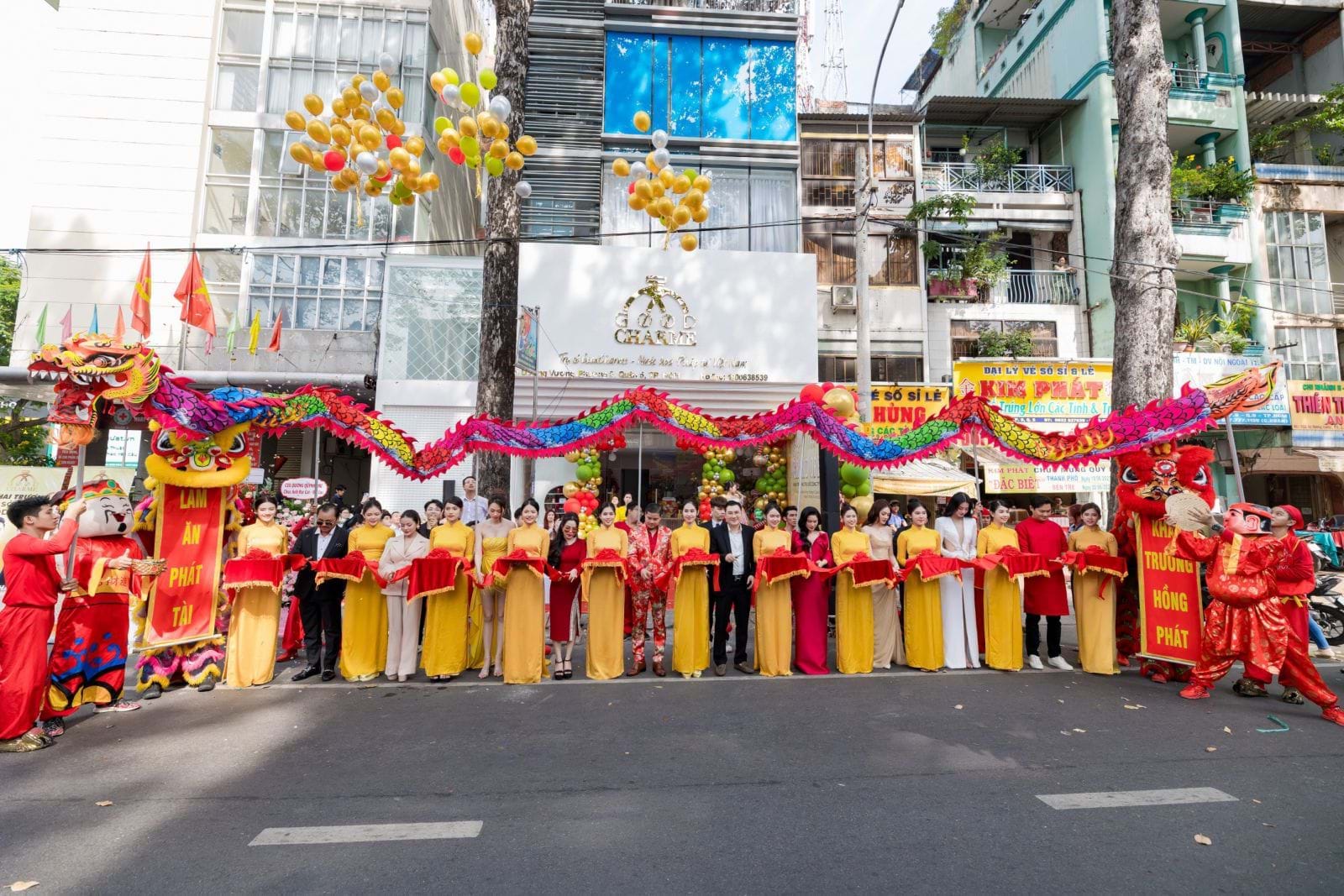 Dàn Hoa Á Hậu & Các Sao Việt Đình Đám Có Mặt Chúc Mừng Khai Trương Trụ Sở Công Ty Goodcharme