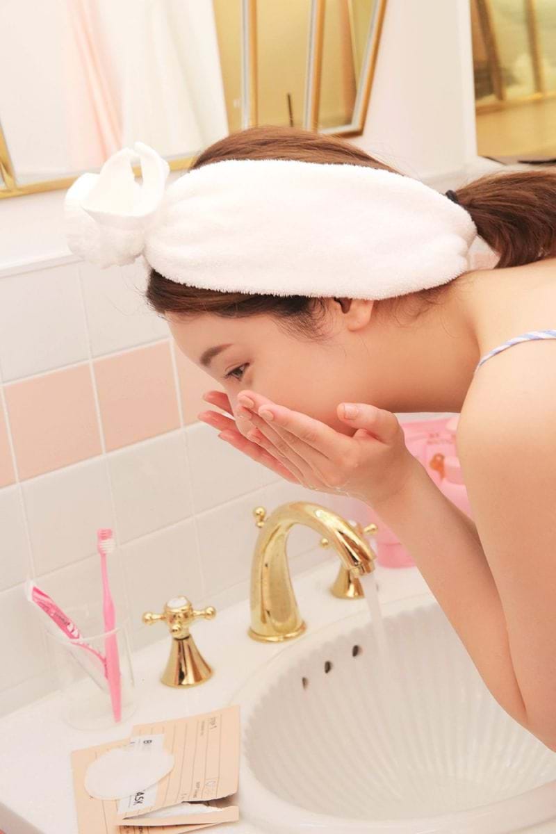 Tẩy trang rất cần thiết cho dù bạn không trang điểm