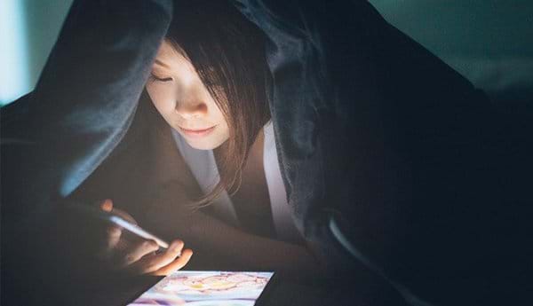 Không phải ai cũng biết, đây là những nguyên nhân khiến bọng mắt ngày một nặng trĩu