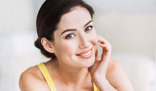 Tại sao bạn cần bổ sung các loại acid vào chu trình chăm sóc da mụn?