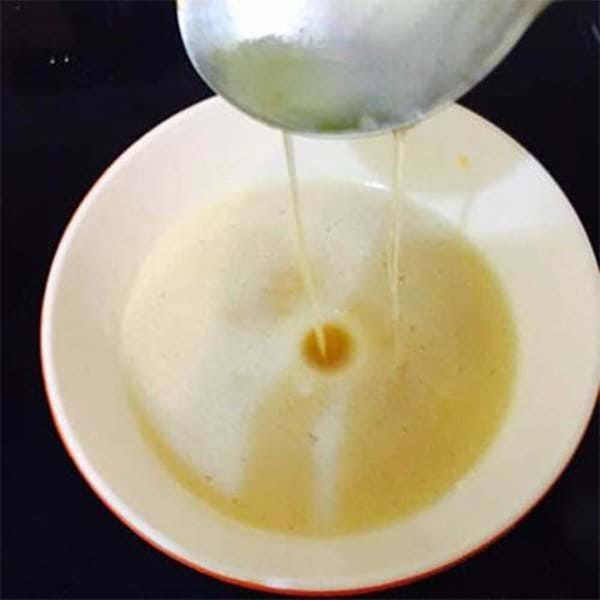 Chuẩn bị 1 bia, 1 trứng gà bạn sẽ có làn da trắng mịn hơn dùng kem trộn nhiều lần