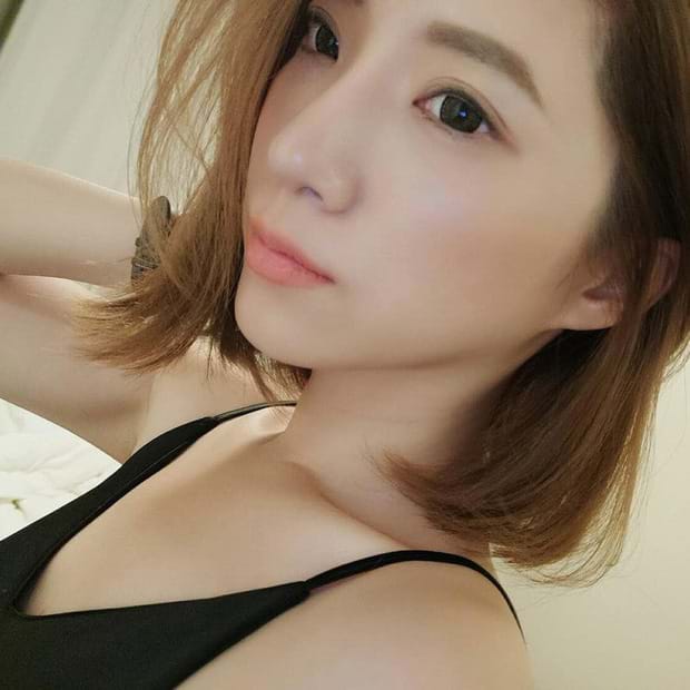 Ngày nào cũng dùng toner, nhưng bạn đã biết tất tần tật những công dụng hay cách dùng của lọ nước 