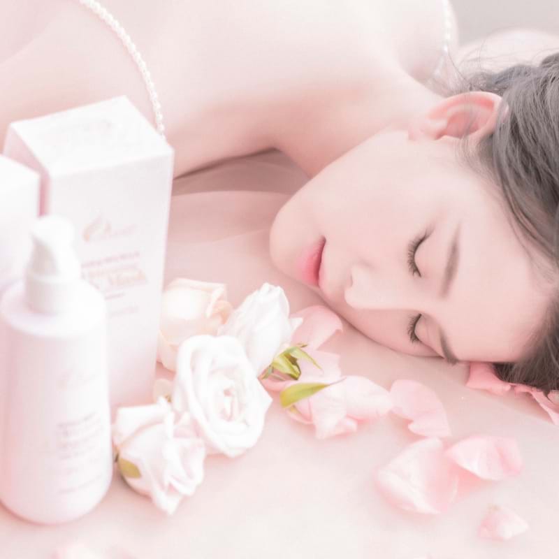 7 tác dụng làm đẹp từ nguyên liệu thiên nhiên, có sẵn tại nhà của cà chua