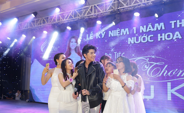 Noo Phước Thịnh chọn Charme Iris